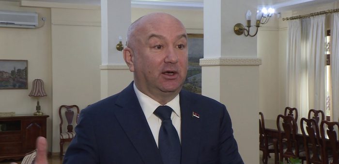 Info – MINISTAR NENAD POPOVIĆ U ŠAPCU (TV KCN 16.12.2020)