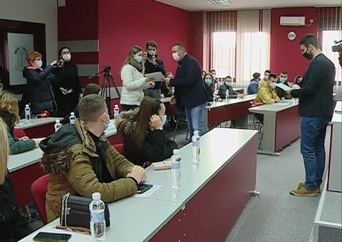 Info – Uruceni ugovori za stipendije (TV KCN 25.01.2021)