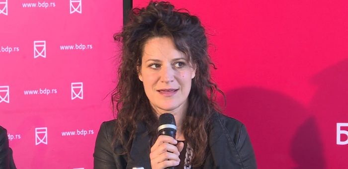 Info – Premijera predstave „Dan kada ja nije vise bilo ja“ u BDP-u (TV KCN 04.03.2021)