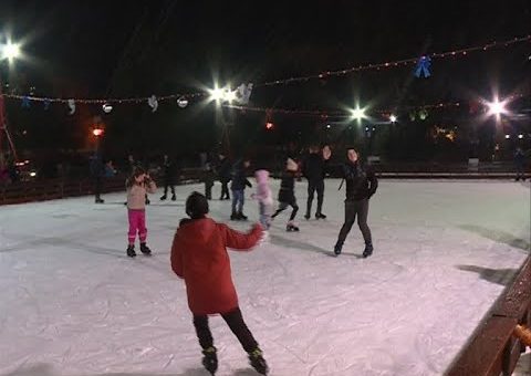 Info – Gradsko klizaliste u Jagodini pocelo sa radom (TV KCN 08.12.2021)