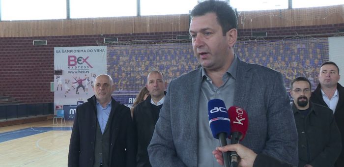Info – Ključevi Hale sportova Zorka u posedu grada Šapca (TV KCN 15.12.2021)