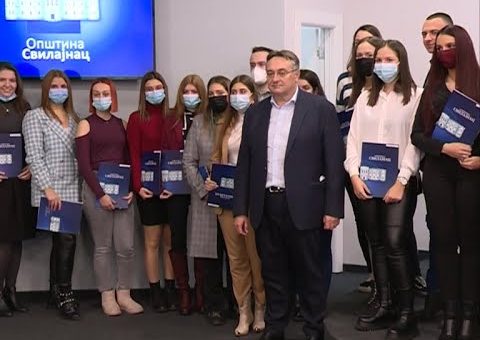 Info – Novcane nagrade za najbolje svilajnacke studente (TV KCN 13.12.2021)