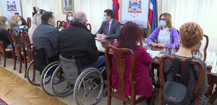 Info – PRIJEM ZA PREDSTAVNIKE UDRUZENJA OSOBA SA INVALIDITETOM (TV KCN 03.12.2021)