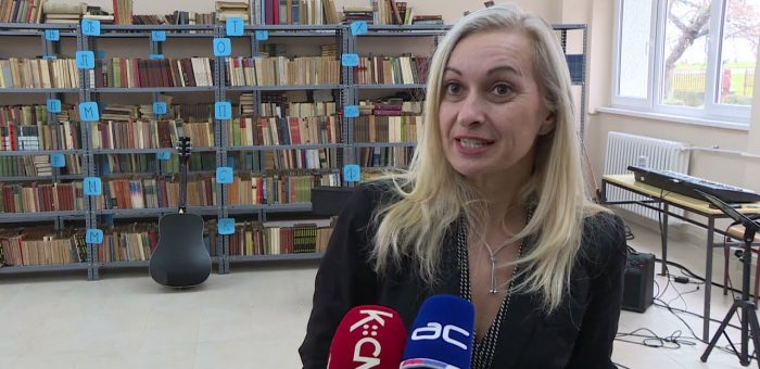 Info – Renovirana biblioteka Srednje Hemijsko tehnološke škole u Šapcu (TV KCN 03.12.2021)
