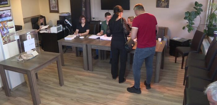 Info – Do 11 sati glasalo blizu 7 odsto Sapcana (TV KCN 19.06.2022)