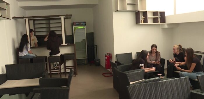 Info – Novi stanari Doma ucenika Srecno u Cupriji (TV KCN 05.10.2022)