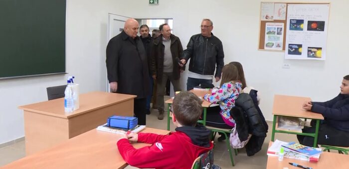 Info – Renovirana skola i ambulanta u Starom Lanistu (TV KCN 23.01.2023.)