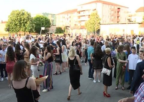 Info – Proslava male mature u OS Rada Miljkovic (TV KCN 28.06.2021)