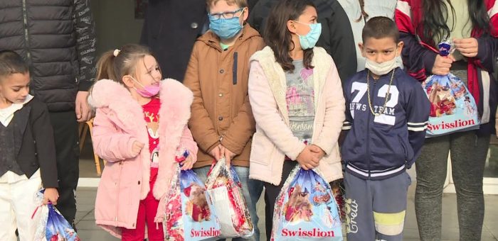 Info – Novogodišnji paketići za decu iz socijalno ugroženih porodica (TV KCN 31.12.2021)