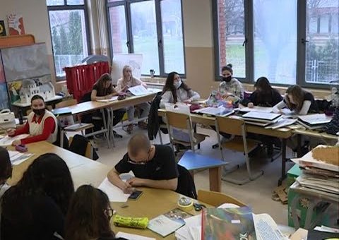 Info – Likovna sekcija u skoli Nikola Tesla u Jagodini (TV KCN 23.02.2022)