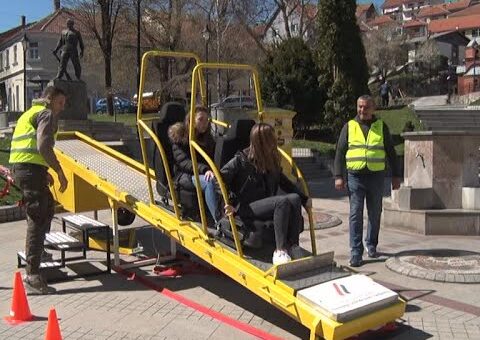 Info – Simulacija sudara i prevrtanja automobila (TV KCN 08.04.2022)