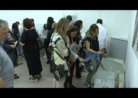 Info – Izlozba Radjanje staklarstva u Srbiji u Jagodini (TV KCN 13.05.2022)