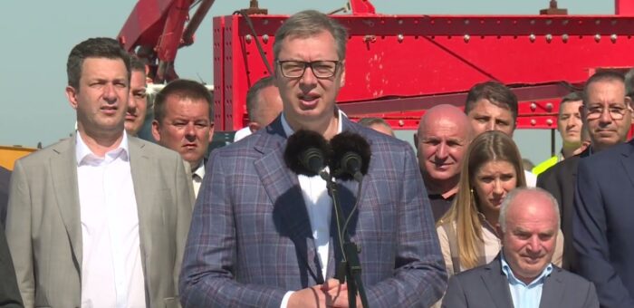 Info – Vucic na spajanju mosta u Sapcu (TV KCN 25.07.2022)